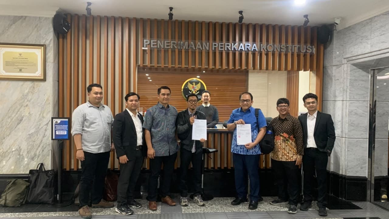 Gugat UU Partai Politik ke Mahkamah Konstitusi: Partai Hijau Indonesia dan Dosen FH UI Minta MK Buka Ruang Pendirian Partai Politik dan Hapus Syarat Keseragaman Nasional yang Tidak Demokratis